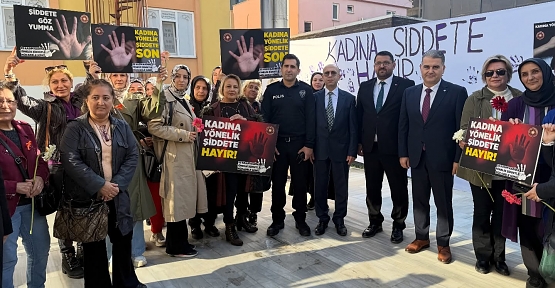 Gölcük’te Kadına Şiddete Karşı Farkındalık Etkinliği