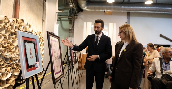 “Kağıtta Açan Çiçekler” Sanatseverleri Bekliyor