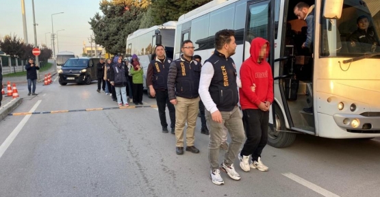 "SAHTE BUNGALOV" ÇETESİNE DEV OPERASYON: 37 ŞÜPHELİDEN 14'Ü TUTUKLANDI