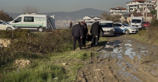 Kız Arkadaşı Tarafından Çalılıkların Arasında Ölü Bulundu