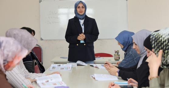 Mutlu Anneler, Mutlu Çocuklar Yetiştirir