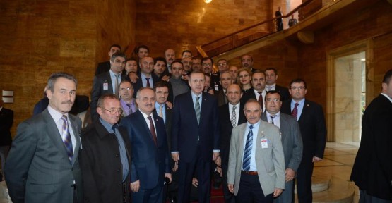Başbakandan Gölcüklülere selam var