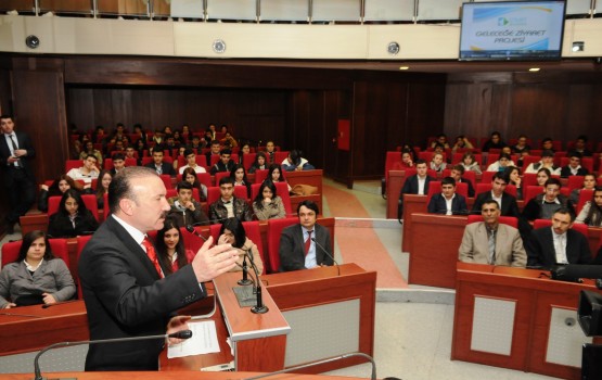   BAŞKAN DOĞAN’DAN ÖĞRENCİLERE ŞEYH EDEBALİ ÖĞÜDÜ