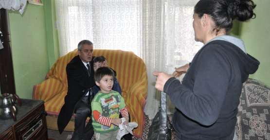  Başkan Pehlivan , Yaşlı ve Kimsesiz Ailelerin Yanında
