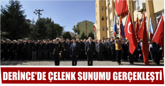 DERİNCE’DE ÇELENK SUNUMU GERÇEKLEŞTİ