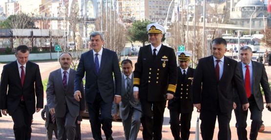 Donanma Komutanı’ndan Başkan’a ziyaret