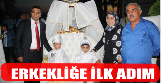 ERKEKLİĞE İLK ADIMI DENİZDEN ATTILAR 