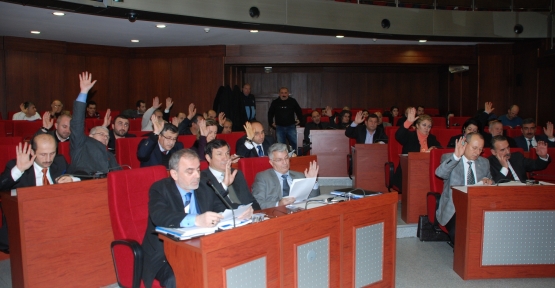 İzmit Belediyesi İlk Meclisini yaptı