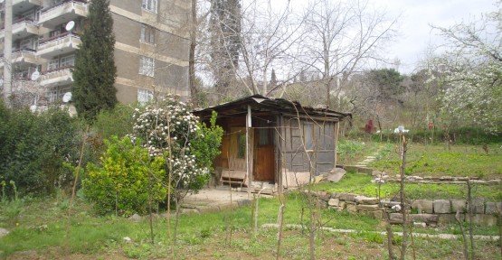 İZMİT'TE GÖRSEL KİRLİLİĞE GEÇİT YOK