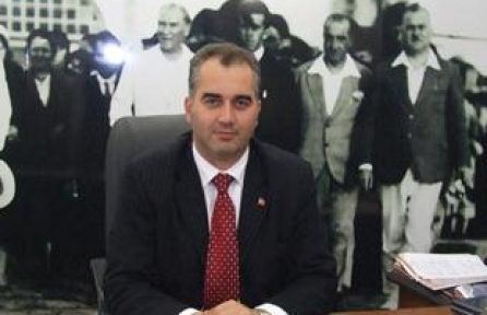  Karamürsel Belediyesinden İşçilere İkramiye  