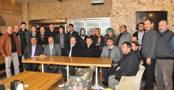 Kartepe Din Görevlileri Burs Dağıtmaya Devam Ediyor