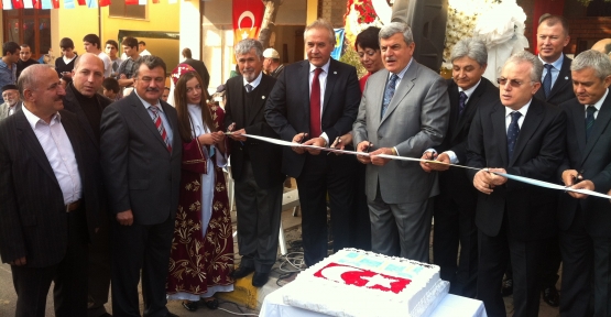 KIRIM TATATLARINDAN MUHTEŞEM AÇILIŞ