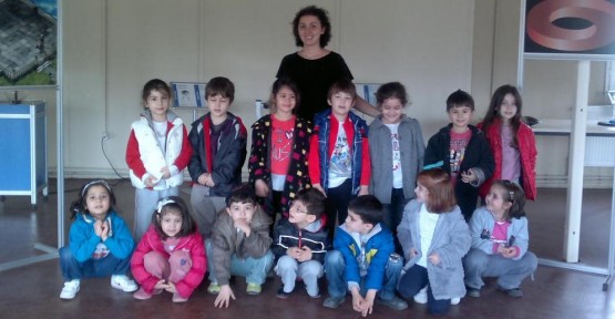 ÖĞRENCİLER, BİLİME DOKUNUYOR