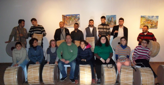 Ritim Kursları, Yüzleri Güldürüyor