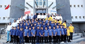 BAŞKAN BÜYÜKAKINDAN OKUL YAPTIRAN...