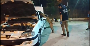 PAKET PAKET EROİNİ YAKIT DEPOSUNA SAKLAMIŞLAR
