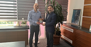 Eranıl, KTOda Kitaplarını İmzaladı