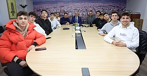Filede Şampiyon 19 Mayıs Anadolu Lisesi