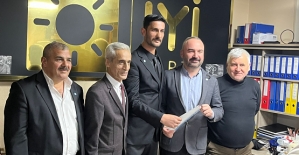İYİ Partide Genç Aday Adayı!