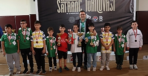 Derince’de Satranç Şöleni Yaşandı