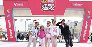 Milli İrade Meydanı İlk Gün Dolup...