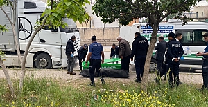 TIR SÜRÜCÜSÜ ARAÇTA ASILI HALDE...