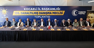 AK Parti'de Daraltılmış İl Danışma Toplantısı Yapıldı: Üyeler Dinlendi Yeni Yol Haritası Belirlendi