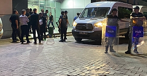 DÜĞÜNDE İKİ TARAF ARASINDA "OYUN" KAVGASI: 25 GÖZALTI