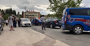 YARALI HALDE EV BASKININA GİTTİ, 4 KİŞİYİ YARALADI