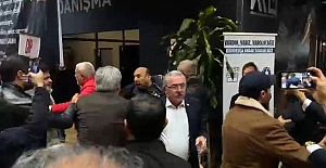CHP KONGRESİNDE BASIN MENSUPLARINA SALDIRI