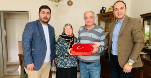 İzmit Belediyesinden Başiskele’de Kıbrıs Gazilerine Anlamlı Ziyaret
