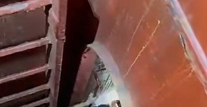 Safiport Limanı'nda Geminin Ambarına Düşen İşçi Yaralandı