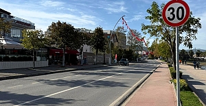 Başiskele Sahilinde Yoğun Trafiğe...