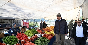 Başkan Kocaman Ataşehir Pazarı’nda Esnafla Bir Araya Geldi