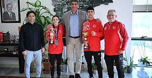 Kartepe’nin Gururu Genç Sporcular Başkan Kocaman’la Buluştu