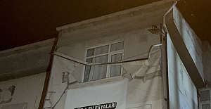 KOCAELİ#039;DE BİR BİNANIN KOLONLARI...