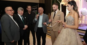 Öztürk ve Mintemur Aileleri Dünür Oldu. Öztürk Oğlunu Nişanladı