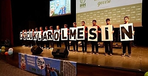 Yetim Gecesine Yoğun İlgi Salon Doldu...