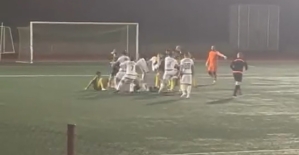Amatör Maçta Futbolcular Tekme Tokat Birbirine Girdi
