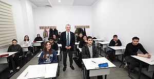 Büyükakın: “Akademi Liselerde Gençlerimizi Geleceğe Hazırlıyoruz”