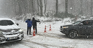 Büyükşehir Zabıtası Kar Kış Dinlemiyor