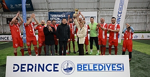 Derince’de Şampiyon Gençlik ve Spor Müdürlüğü