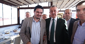 Eşitti’den Büyükakın’a Ezber Bozan Teşekkür: “Eleştiriyi Dinlemek Devlet Adamlığıdır”