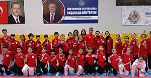    Körfez’in Genç ve Minik Karatecileri 23 Madalya Aldılar