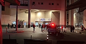 TIR, HASTANE OTOPARKINA DALDI: SÜRÜCÜ ALKOLLÜ ÇIKTI, ARAÇTA İSE UYUŞTURUCU BULUNDU
