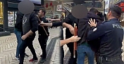 İKİ GAZETECİYE SOPALI PUSU GİRİŞİMİ