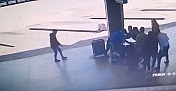 OTOGARDA YAŞANAN DEHŞET KAMERADA