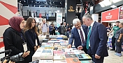 BÜYÜKAKIN: KİTAP FUARI KENTİN GELECEĞİNE İZ BIRAKIYOR
